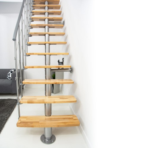 Minka Mittelholmtreppe Comfort in Buche lackiert Unterkonstruktion silber bis 312cm Geschösshöhe