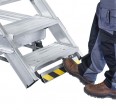 Zarges Plattformtreppe fahrbar, mit Ergo-Stop, Neigung 45° Zarges Plattformtreppe fahrbar, mit Ergo-Stop, Neigung 45°-small