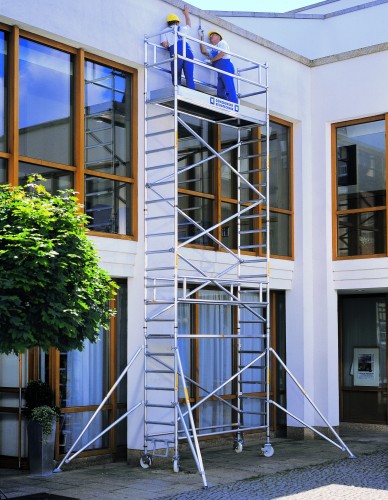 MUNK Aluminium-Rollgerüst mit Ausleger 2,45x0,75m Plattform 9,55m AH