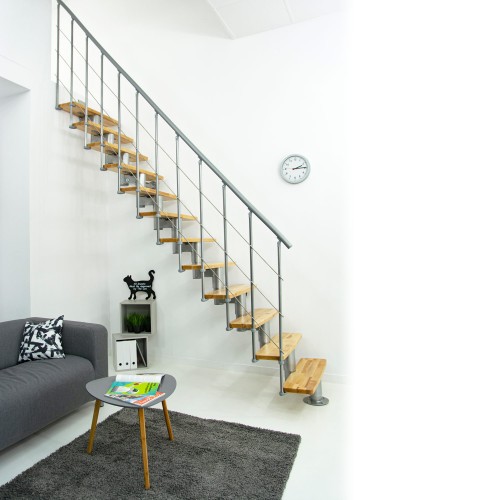 Minka Mittelholmtreppe Comfort in Buche lackiert Unterkonstruktion silber bis 312cm Geschösshöhe