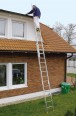 Layher Topic 1037 Seilzugleiter mit Quertraverse 2x16 Sprossen Layher Topic 1037 Seilzugleiter mit Quertraverse 2x16 Sprossen-small